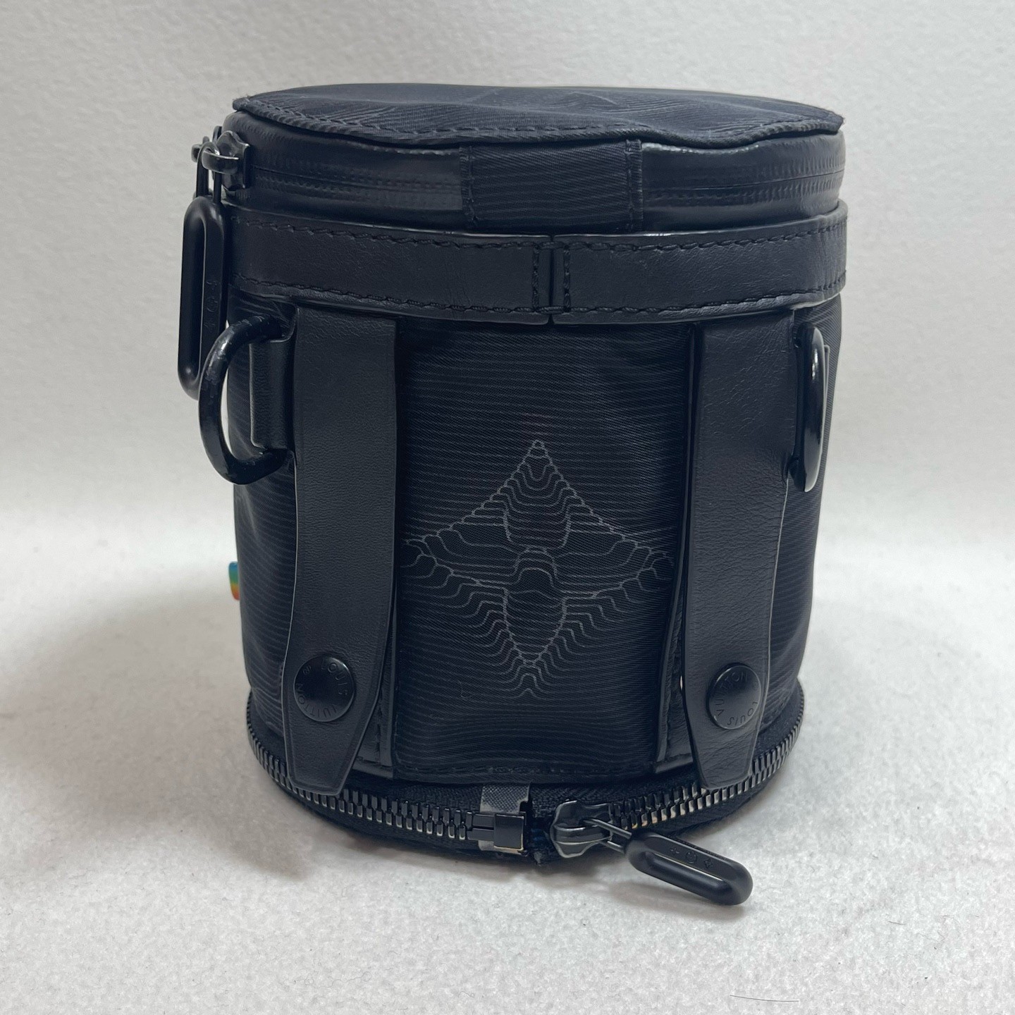 Louis Vuitton 2054 Expandable Black Canvas Bucket Crossbody Bag image 3