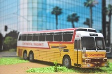 Autobus 1:43 Golden Eagle in Continental Trailways, diorama fatto a mano, NON pressofuso