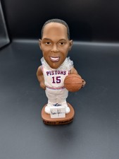 2002 Detroit Pistons Vinnie Johnson SGA Bobble Head In Original Box