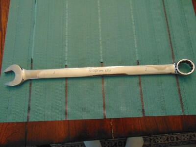 NEW Snap-on 1'' 12-point box Flank Drive PLUS EXTRA Long wrench SOEXL32B
