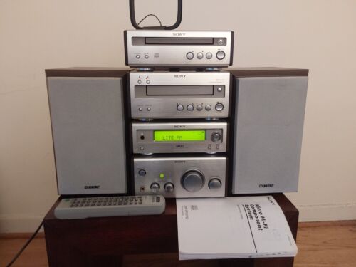 Sony Mini Hifi Component System Amplifier Cassette CD Player Radio Audio  - Afbeelding 1 van 17