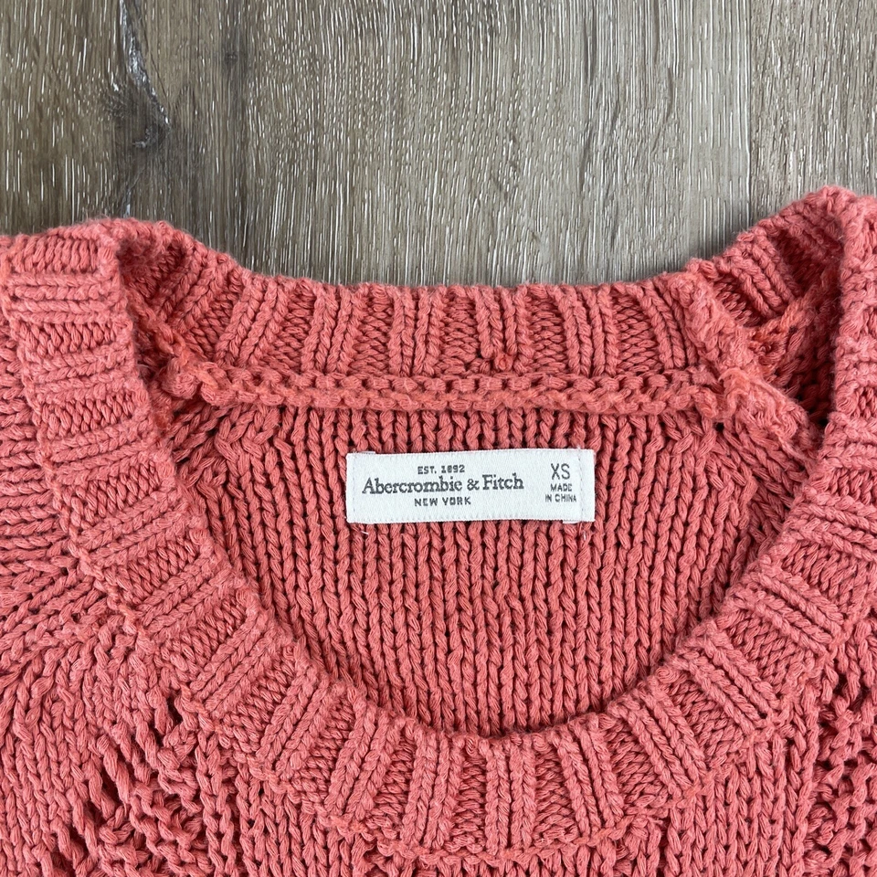 Abercrombie & Fitch Cable Knit Sweater Women’s XS Pink Cotton Crewneck Fisherman - Image 2 of 4