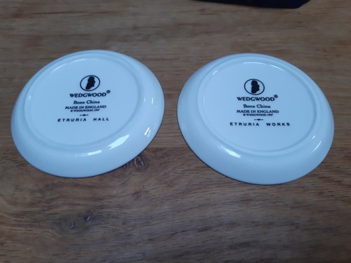 2 Wedgwood Miniature Plates Collection International Society Members Boxed - Picture 4 of 5