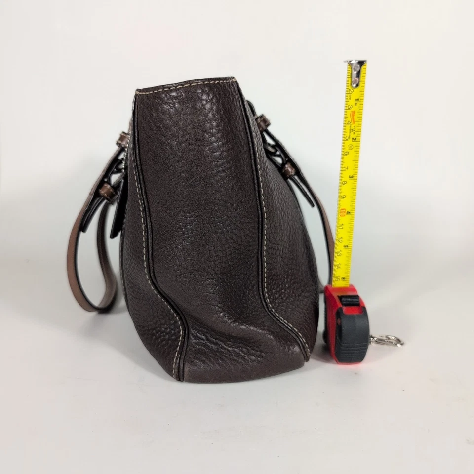 Bolso de Mano Coach Marrón Chelsea Cuero Guijarro Cremallera Doble Asa K0751-F10892 Foto 4 de 4