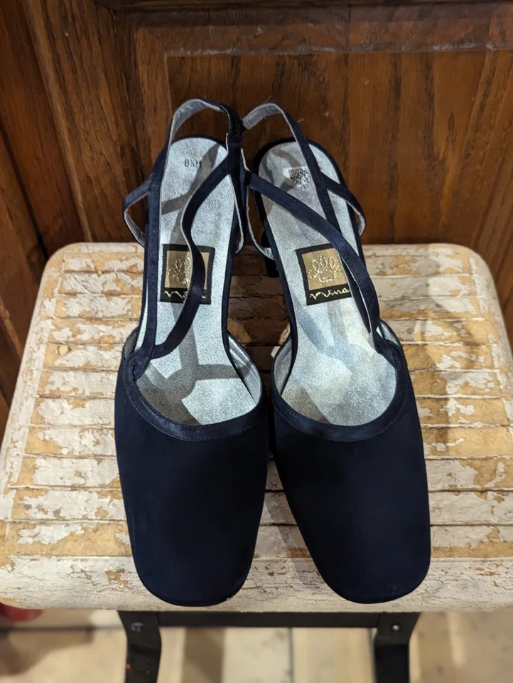 Tacones retro azul marino 8,5 vintage años 90 Y2K Nina punta redonda fiesta graduación Foto 2 de 3