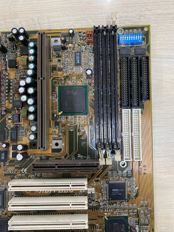 ABIT BE6-II, Slot 1, Intel (BE6-2) Motherboard - Image 4 of 4