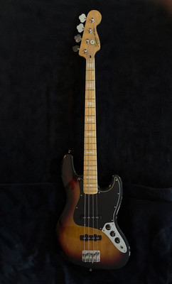 Fender Squier Vintage Modified Jazz Bass 773TS Agathis Corpus u. Gig-Bag