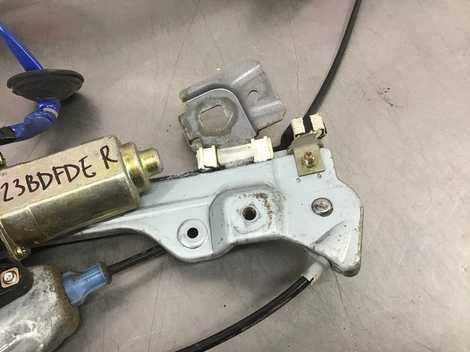 Оригинальный двигатель регулятора стекла пассажирского автомобиля купе Infiniti G35 03–07 годов выпуска 80720AM811 23BDFDE - Изображение 4 из 4