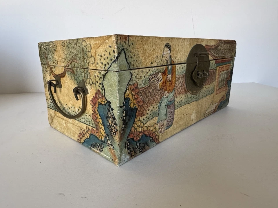 中国古董手绘猪 WARDROBE CHEST 黄铜/硬件 — 第 4/4 张图片