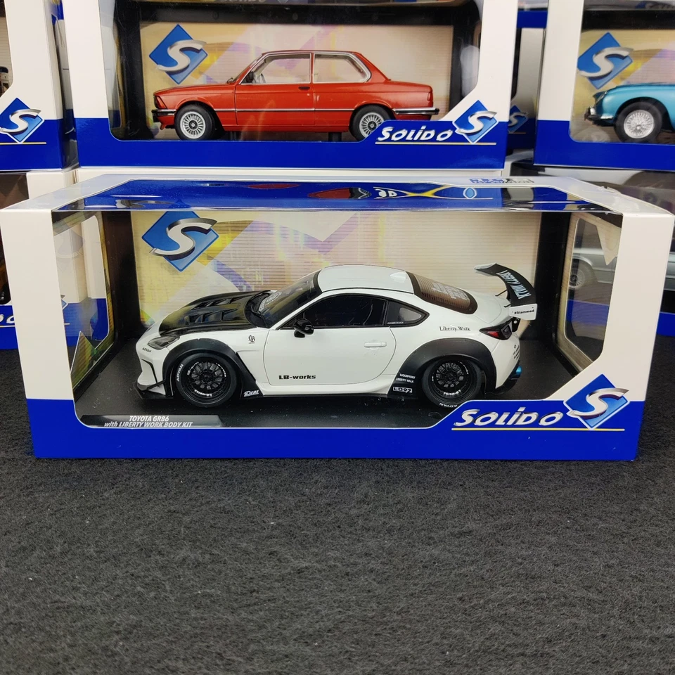 VOITURE SOLIDO TOYOTA GR86 LBWK BODY KIT PEARL WHITE 2024 1:18 NEUF.B S1813602 - Photo 2/4
