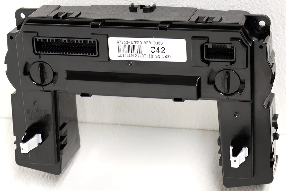 2013-2015 Hyundai Genesis Coupe Temp Climate Control Heated Seat Navigation OEM - Image 2 of 4