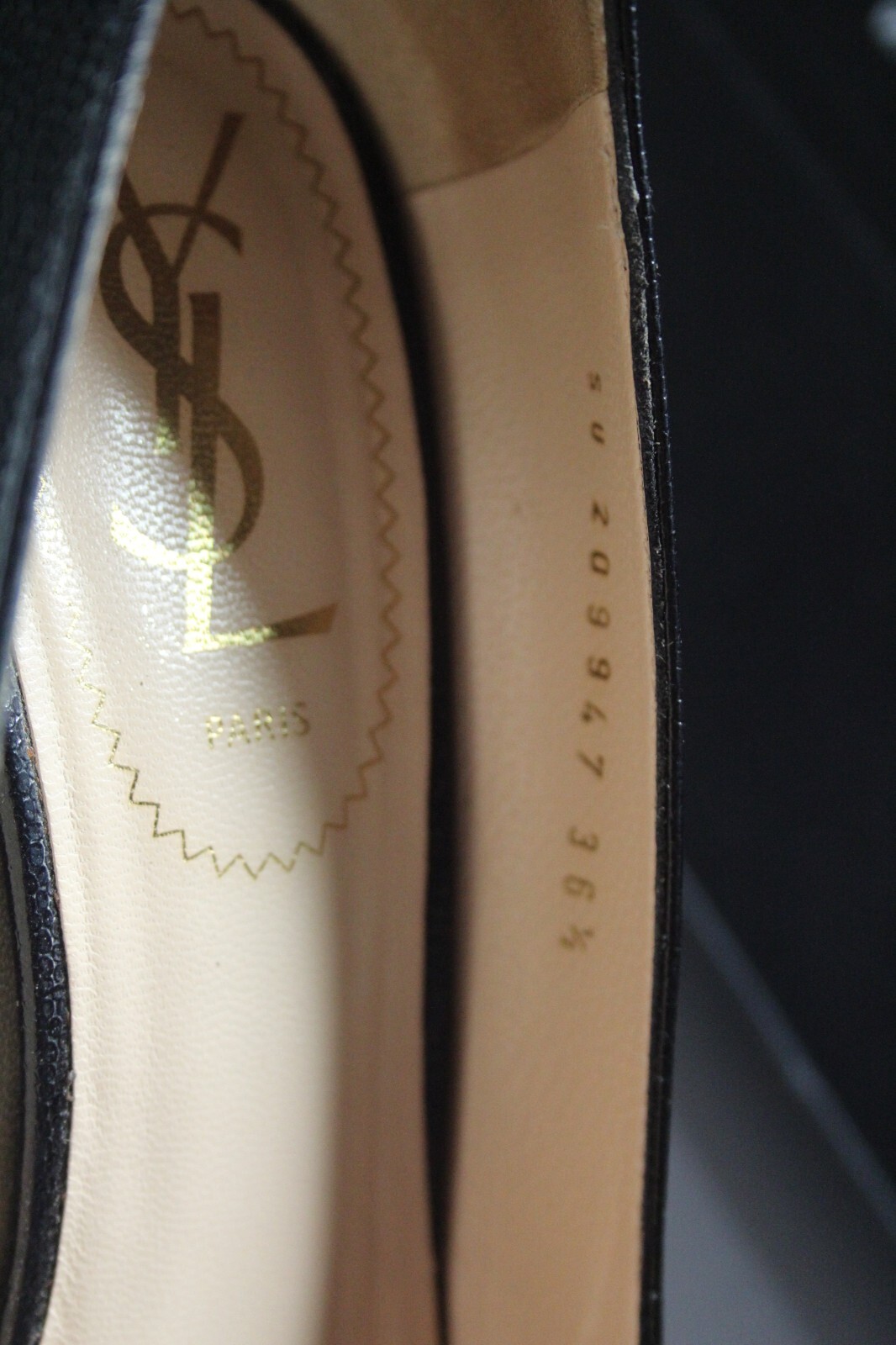 Décolleté Yves Saint Laurent YSL Tribtoo plateau pelle a grana nera taglia 36 5