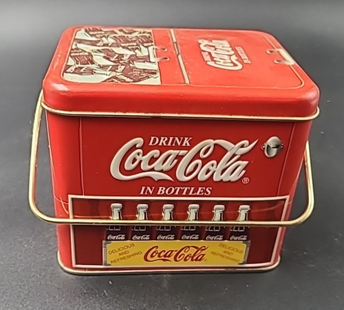 Vintage Coca Cola Retro Old Fashioned Chest Tin Cooler - Picture 2 of 5