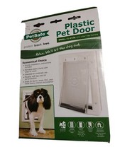 NEW PetSafe Premium Plastic Pet Door White, Small PPA00-10958- UPC 729849109582