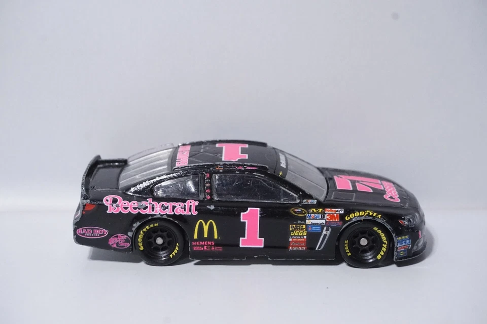 Jamie McMurray #1 Cessna Conciencia sobre el cáncer de mama 1/64 Beechcraft 2014 LEER SUELTO Foto 3 de 4