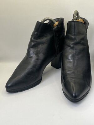 Pitillos Spain Women s Black Nubuck Leather Ankle Bootie US Size 9/40 Lug Sole