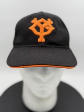 TOKYO YOMIURI GIANTS Under Armour Brand Baseb...