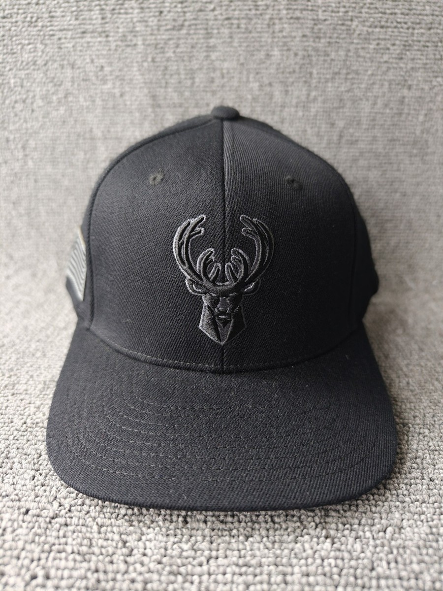 Mitchell & Ness Milwaukee Bucks Hatstore Exclusive Black Flag Snapback Hat Cap