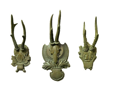 Ballard Designs Suzanne Kasler Hand Cast Poly-plaster Wall Antler Plaques set/3