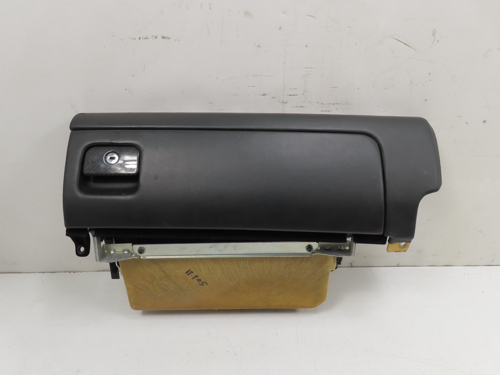 06 Lamborghini Gallardo #1310 Trim Glovebox Assembly Carbon Fiber Black 40185712