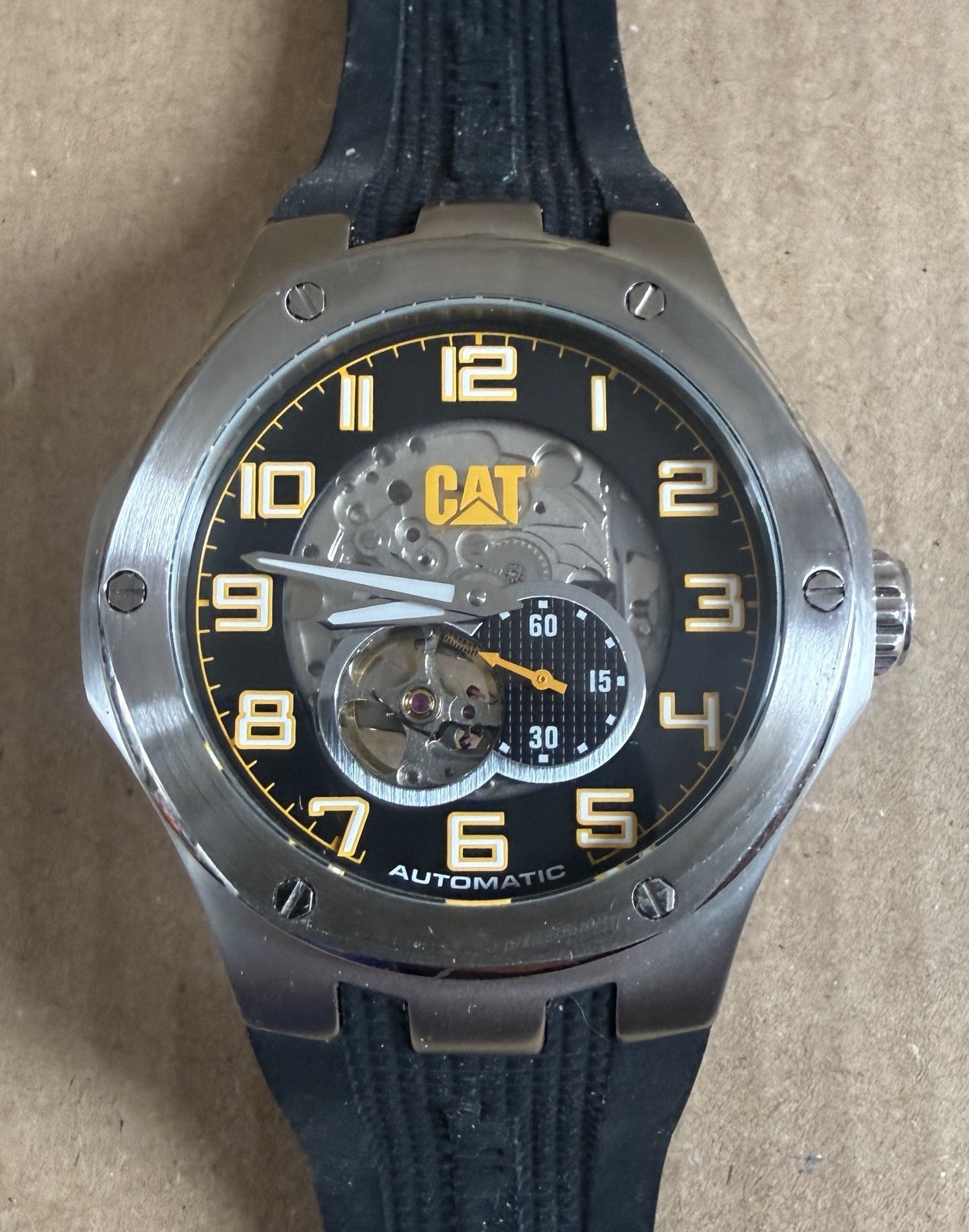 Montre CAT Caterpillar Automatique rare de collection jamais portée boîtier 44mm