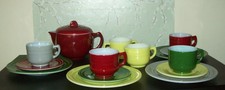 VINTAGE HAZEL ATLAS CHILDRENS MODERTONE TEA SET 'PLUS MORE '