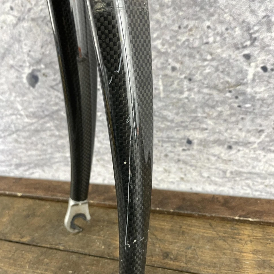 Vintage Carbon Fiber Road Bike Fork 700c 1 1/8 Threadless 9.5 Steerer 2000s - Image 3 of 4