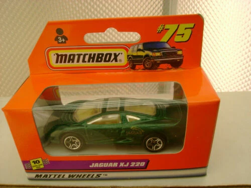 Véhicules miniatures verts Jaguar