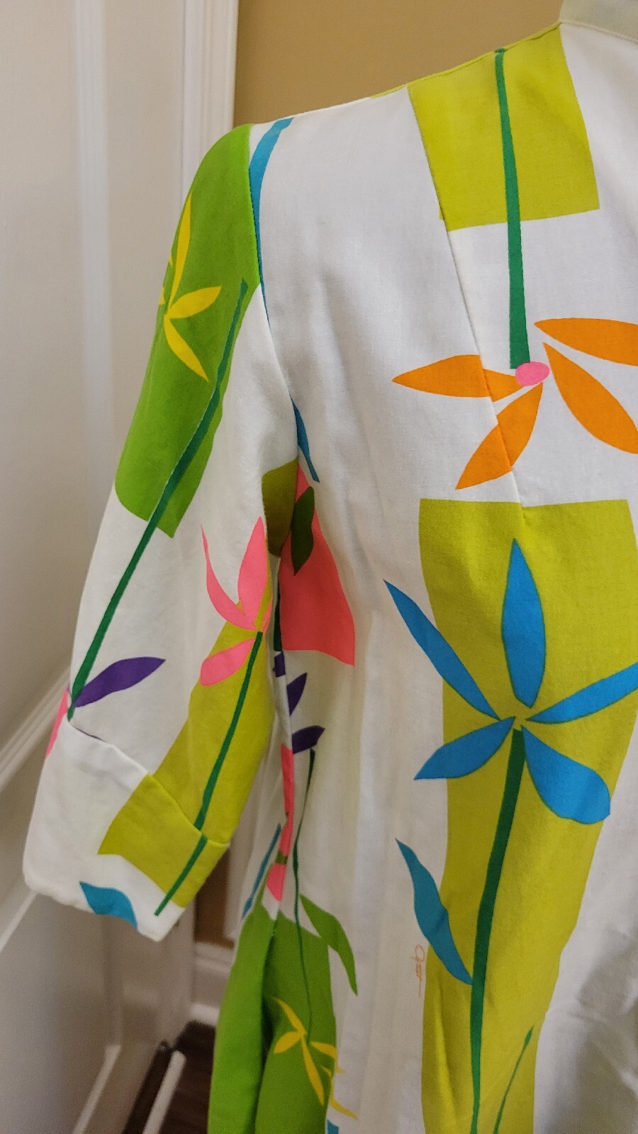 What is a Penthouse | Penthouse Design Ideas - MagicBricks - Spacious Penthouse Apartments With Large Multi-Colored Ceiling