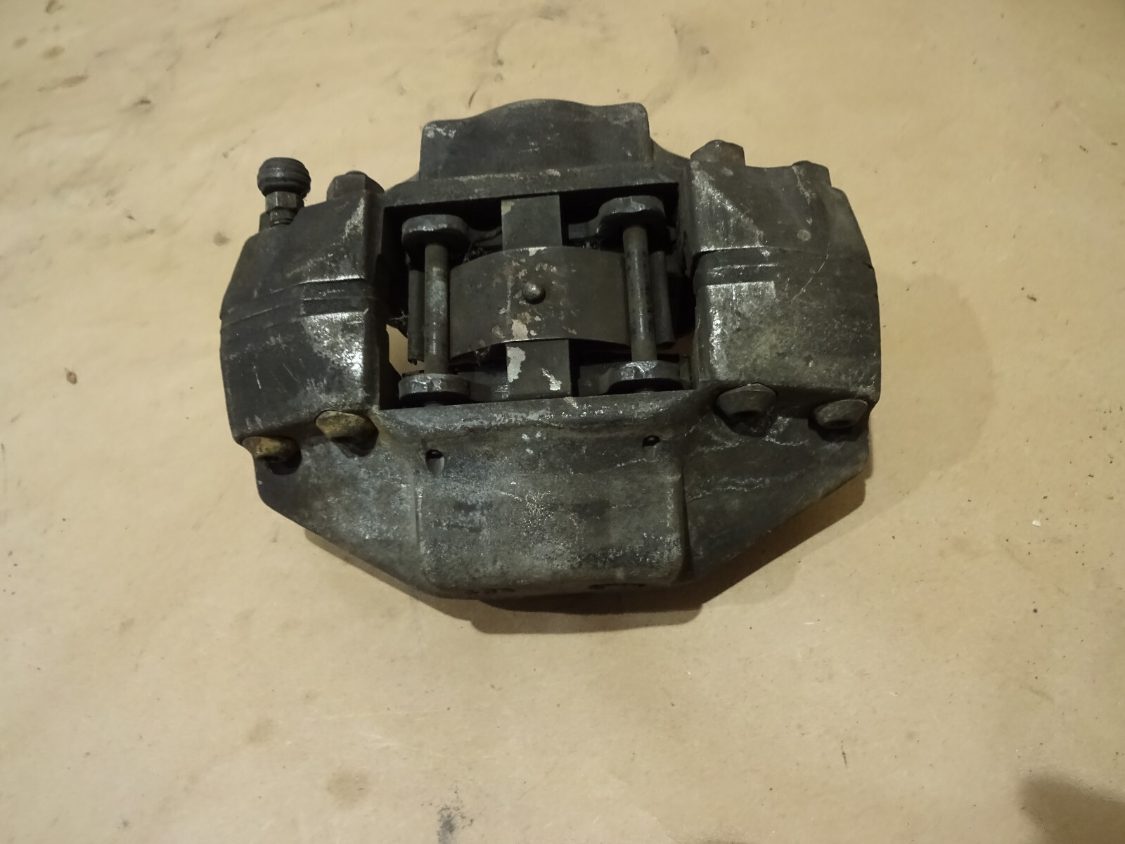 Ferrari 208,246,308  - LH Front Brake Caliper - P/N 106358