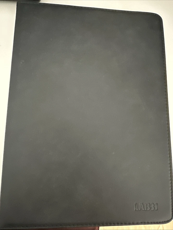 Action Apple iPad 11“ Hülle