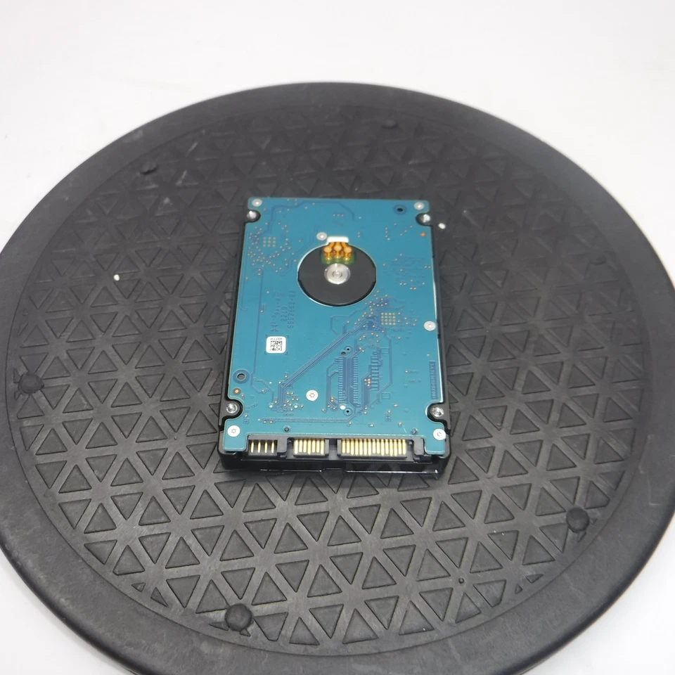 DISCO DURO SEAGATE BARRACUDA 5 TB ST5000LM000 2,5 PULGADAS 5526 RPM SATA 3 T13 B17 Foto 4 de 4