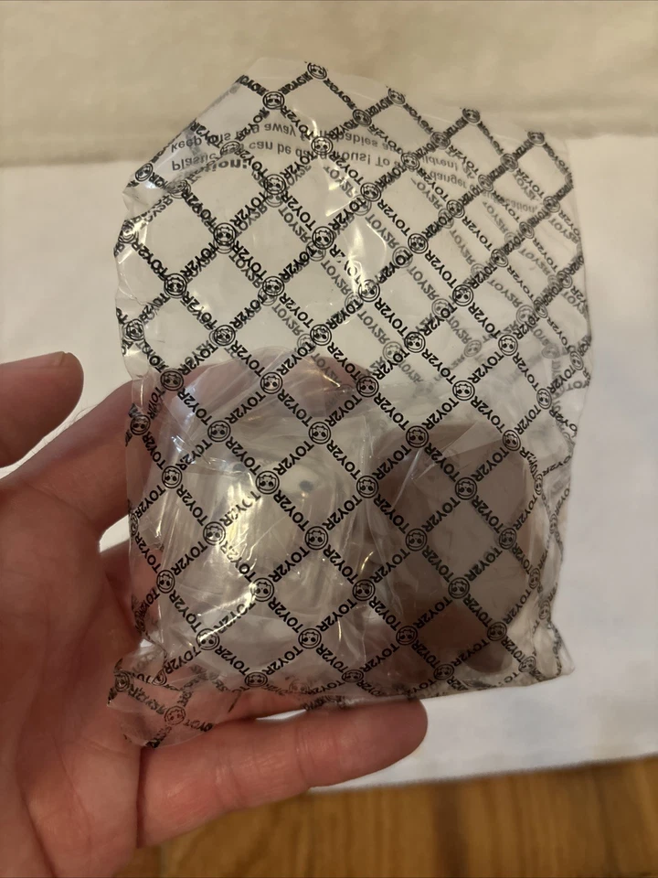 Mini bonecos de vinil Toy2R DOMO MARROM E TRANSPARENTE 2" NOVO LACRADO FRETE GRÁTIS - Imagem 3 de 4