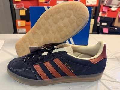 adidas Gazelle Originals Legend Ink Preloved Ruby Suede Sneakers Men's US 10