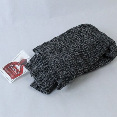 Roots 73 Ravenlake Knit Scarf Dark Charcoal Gray One Size with Tag