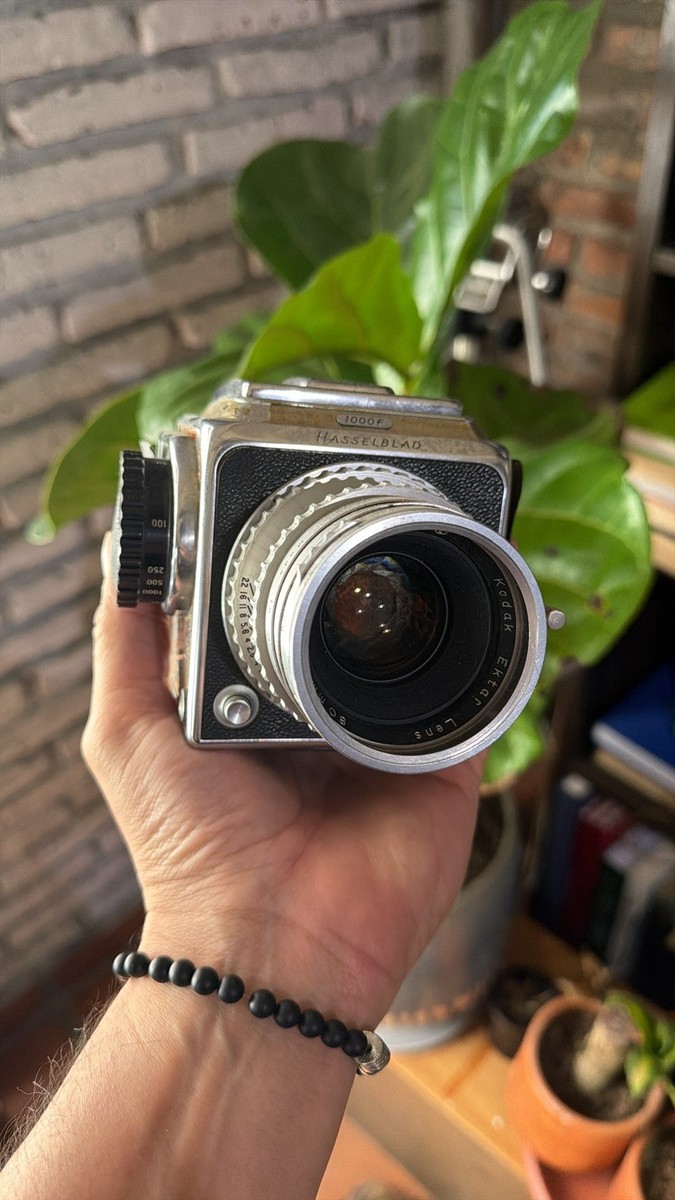 Kodak Ektar 80mm f/2.8 Lens RY 241 for Hasselblad 1600F and 1000F