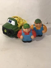 John Deere Toy Set Figures Jeep And Two Worker Men 4181