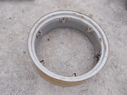 Universal Ford IH MF Tractor rear tractor 10