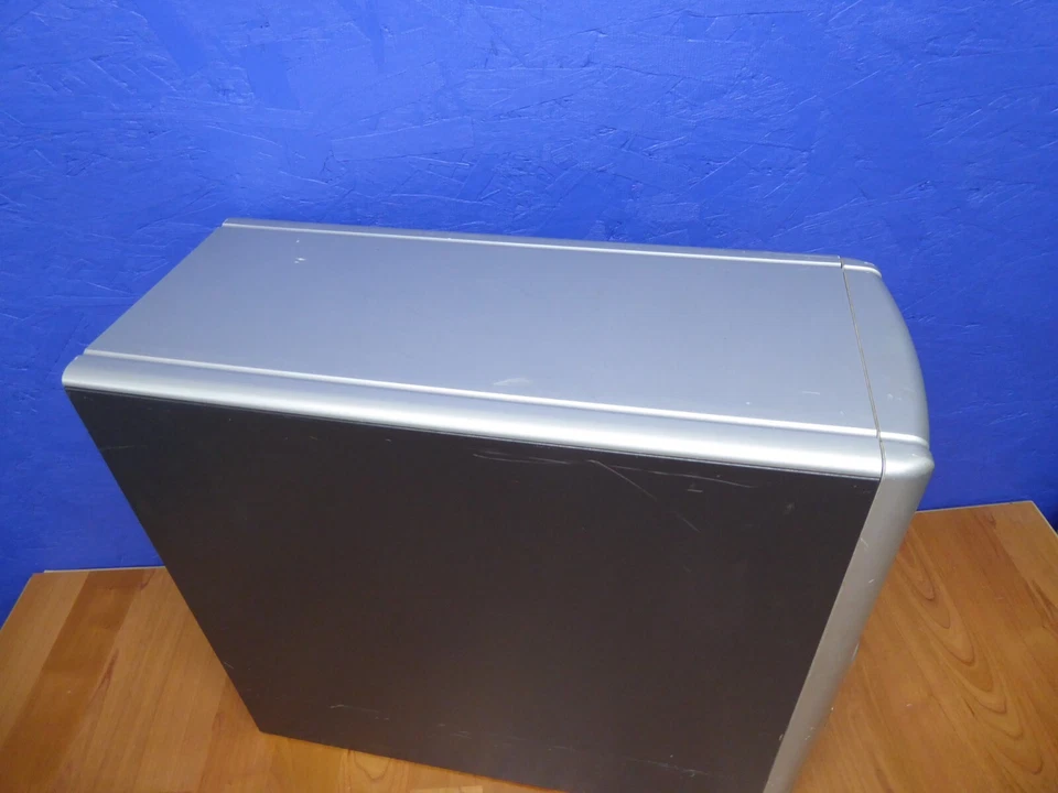 PC TORRE GATEWAY 840GM INTEL PENTIUM D 3,0 GHz 3 GB 80 GB WINDOWS XP PRO CARGADO Foto 3 de 4