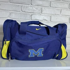 University Of Michigan Nike Duffle Bag Small Multi Compartment Zipper 