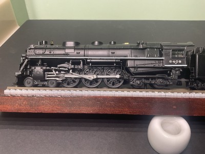 Monogram New York Central Hudson steam locomotive 1/87 scale model