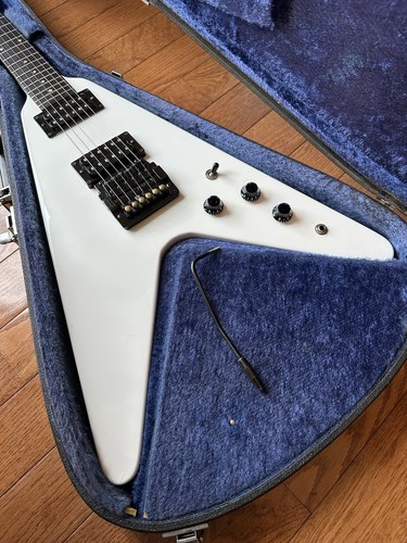 1985 Gibson Flying V - White