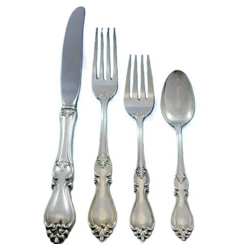 Queen Elizabeth I by Towle Sterling Silver  Place Setting(s) 4pc NO MONOGRAM