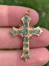 18Ct Gold Antique Natural Emerald Cross Pendant 2.9 Grams