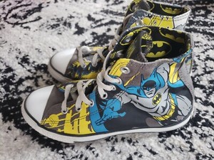 batman converse