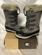 Sorel women s Joan Of Arctic Gray Fur Waterproof Insulated Snow boots size 4