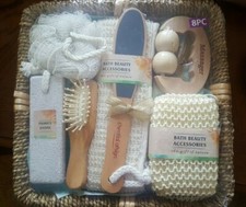 8 PC BATH BEAUTY ACCESSORIES BASKET PUMICE STONE, MASSAGER, LOOFA SPONGE,BRUSH
