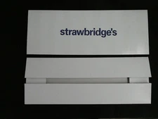 VINTAGE STRAWBRIDGE & CLOTHIER GIFT BOX,  VERY GOOD CONDITION, 1960'S-70'S