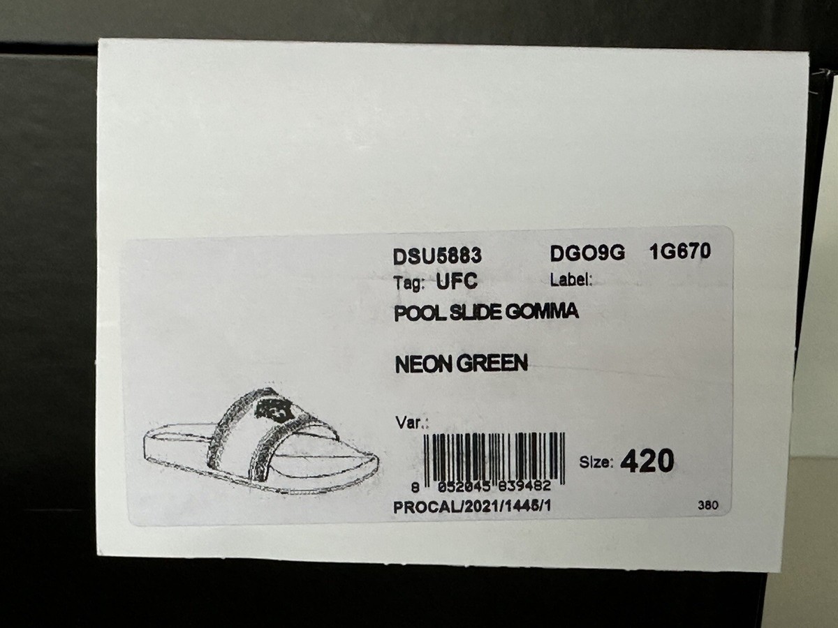 NIB Versace Medusa Head Slides Sandals Neon Green 9 US (42  display picture 1