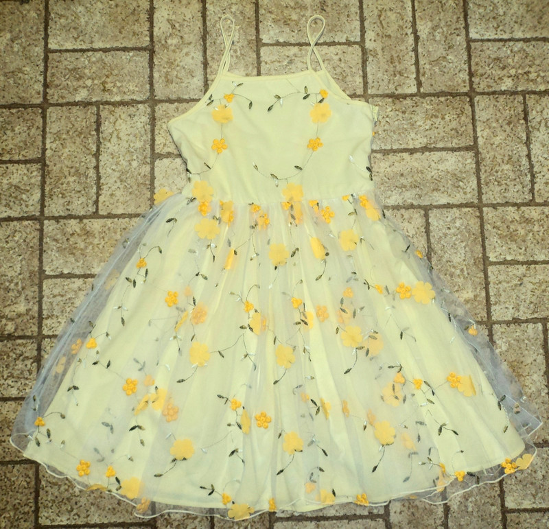 Shein Girl's 3D Flowers & Embrodered Dress. Sz. 10 Yrs. Pretty!